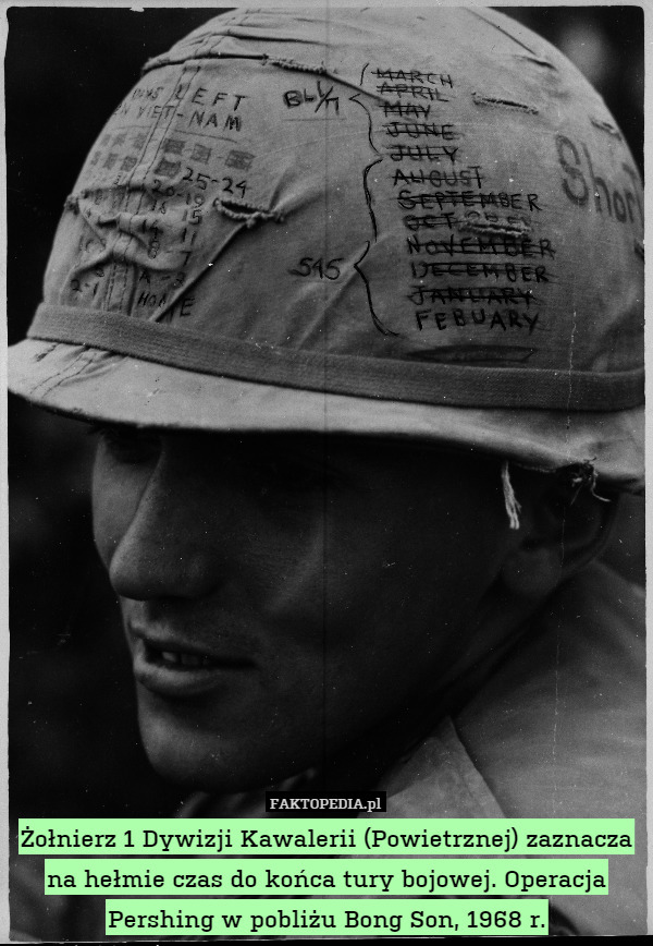 Żołnierz 1 Dywizji Kawalerii (Powietrznej) zaznacza na hełmie czas do końca tury bojowej. Operacja Pershing w pobliżu Bong Son, 1968 r. 