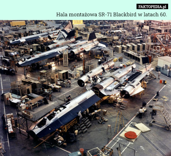 Hala montażowa SR-71 Blackbird w latach 60. 