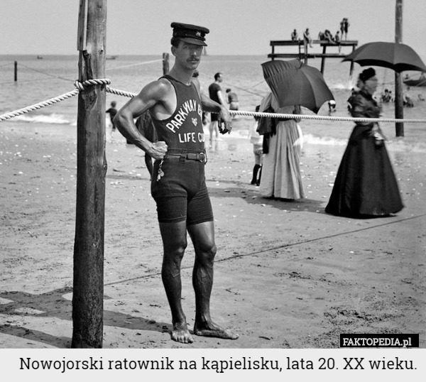 Nowojorski ratownik na kąpielisku, lata 20. XX wieku. 