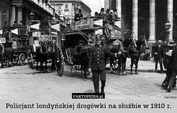 Policjant londyńskiej drogówki na służbie w 1910 r. 