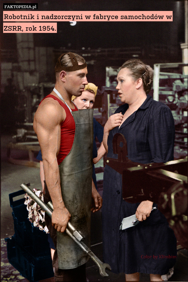 Robotnik i nadzorczyni w fabryce samochodów w ZSRR, rok 1954. 