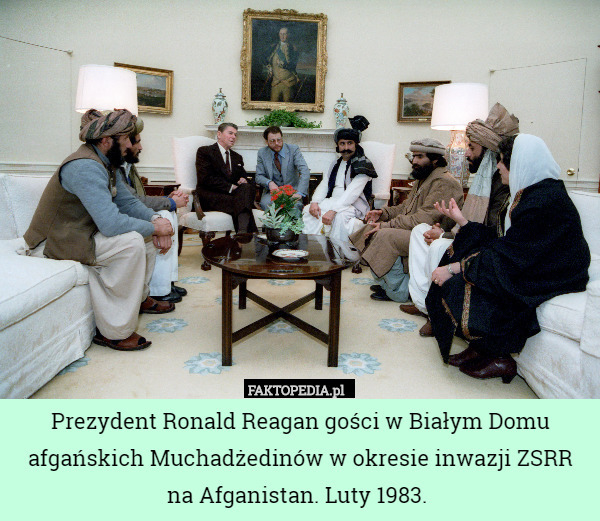 Prezydent Ronald Reagan gości w Białym Domu afgańskich Muchadżedinów w okresie inwazji ZSRR na Afganistan. Luty 1983. 