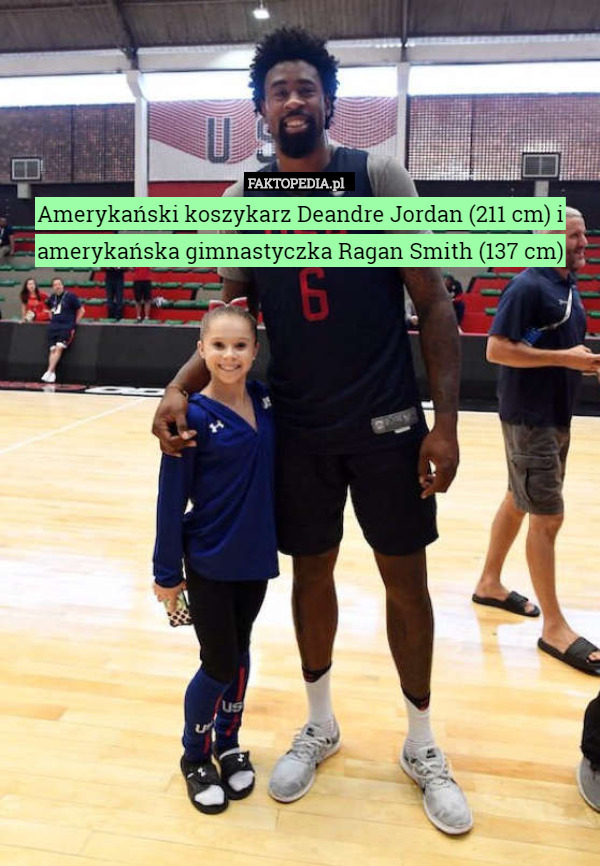 Amerykański koszykarz Deandre Jordan (211 cm) i amerykańska gimnastyczka Ragan Smith (137 cm) 