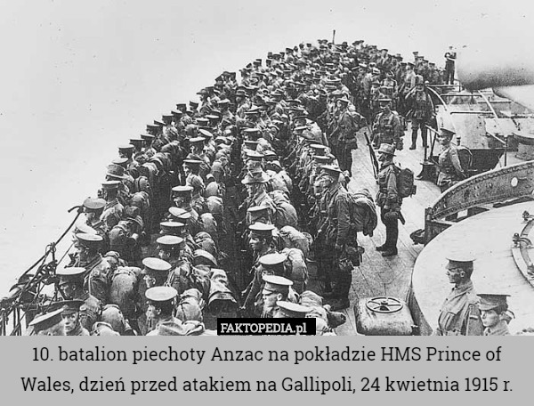 10. batalion piechoty Anzac na pokładzie HMS Prince of Wales, dzień przed atakiem na Gallipoli, 24 kwietnia 1915 r. 