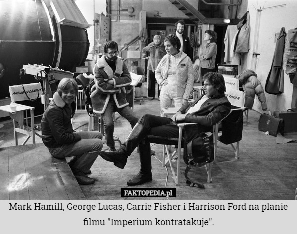 Mark Hamill, George Lucas, Carrie Fisher i Harrison Ford na planie filmu "Imperium kontratakuje". 