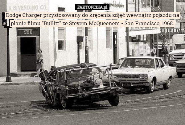 Dodge Charger przystosowany do kręcenia zdjęć wewnątrz pojazdu na planie filmu "Bullitt" ze Stevem McQueenem - San Francisco, 1968. 