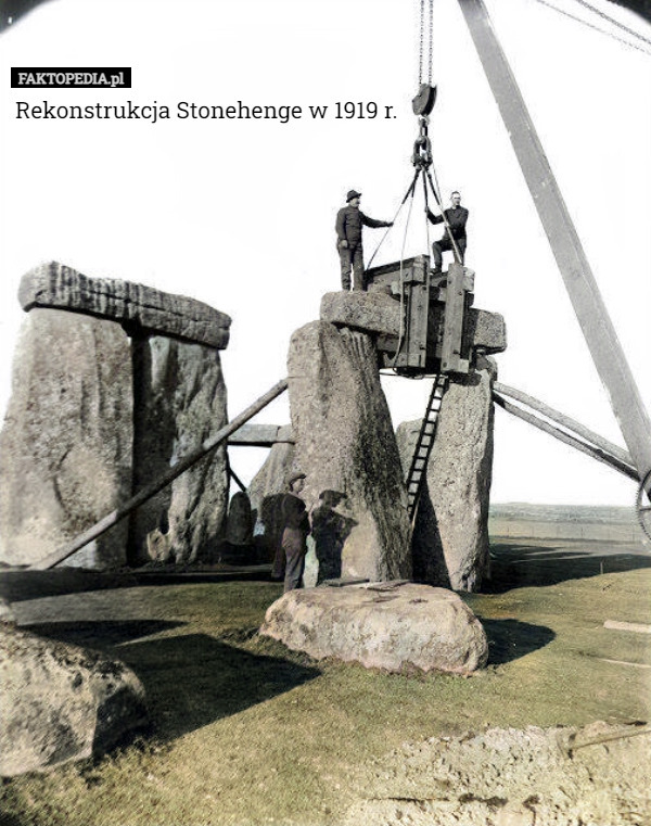 Rekonstrukcja Stonehenge w 1919 r. 
