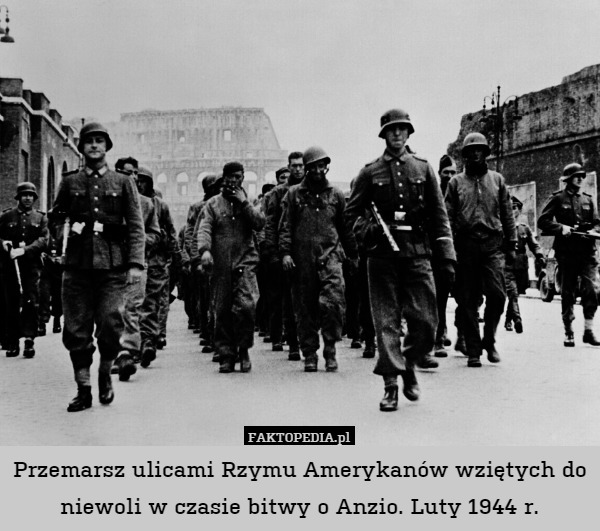 Przemarsz ulicami Rzymu Amerykanów wziętych do niewoli w czasie bitwy o Anzio. Luty 1944 r. 