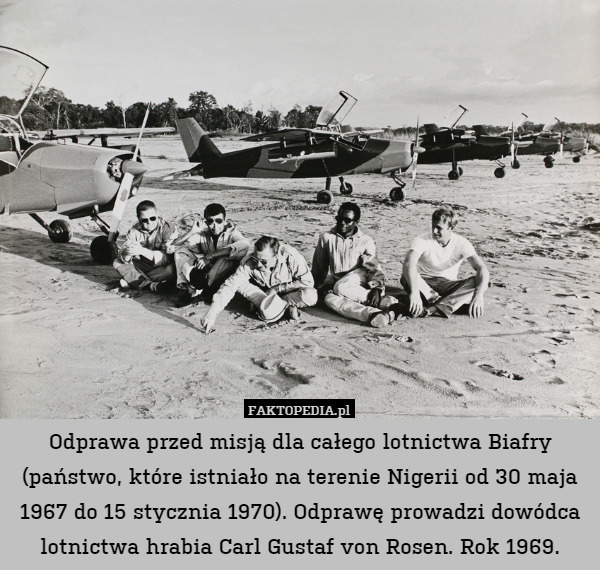 Odprawa przed misją dla całego lotnictwa Biafry (państwo, które istniało na terenie Nigerii od 30 maja 1967 do 15 stycznia 1970). Odprawę prowadzi dowódca lotnictwa hrabia Carl Gustaf von Rosen. Rok 1969. 