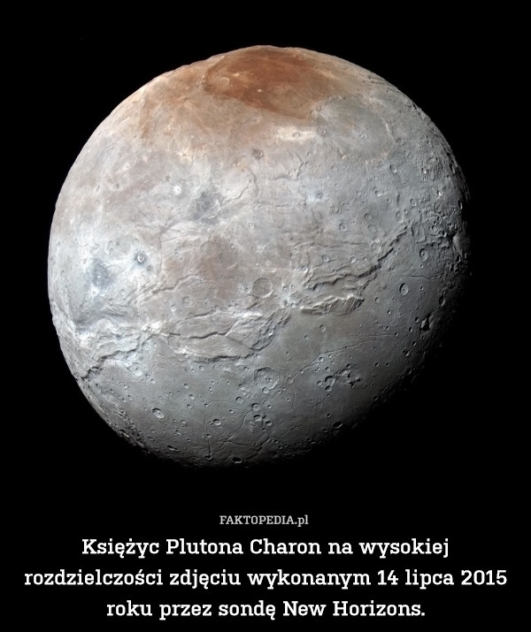 Księżyc Plutona Charon na wysokiej rozdzielczości zdjęciu wykonanym 14 lipca 2015 roku przez sondę New Horizons. 