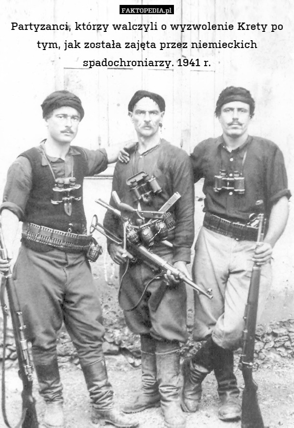 Partyzanci, którzy walczyli o wyzwolenie Krety po tym, jak została zajęta przez niemieckich spadochroniarzy. 1941 r. 