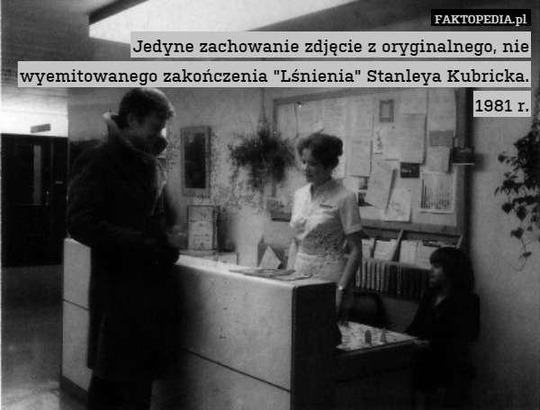 Jedyne zachowanie zdjęcie z oryginalnego, nie wyemitowanego zakończenia "Lśnienia" Stanleya Kubricka. 1981 r. 
