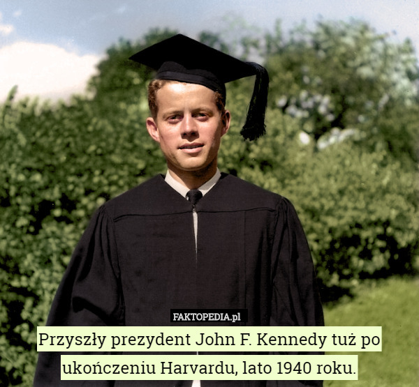 Przyszły prezydent John F. Kennedy tuż po ukończeniu Harvardu, lato 1940 roku. 