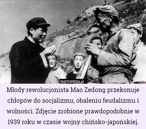 Młody rewolucjonista Mao Zedong przekonuje chłopów do socjalizmu, obaleniu feudalizmu i wolności. Zdjęcie zrobione prawdopodobnie w 1939 roku w czasie wojny chińsko-japońskiej. 