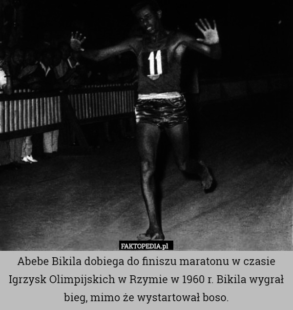Abebe Bikila dobiega do finiszu maratonu w czasie Igrzysk Olimpijskich w Rzymie w 1960 r. Bikila wygrał bieg, mimo że wystartował boso. 