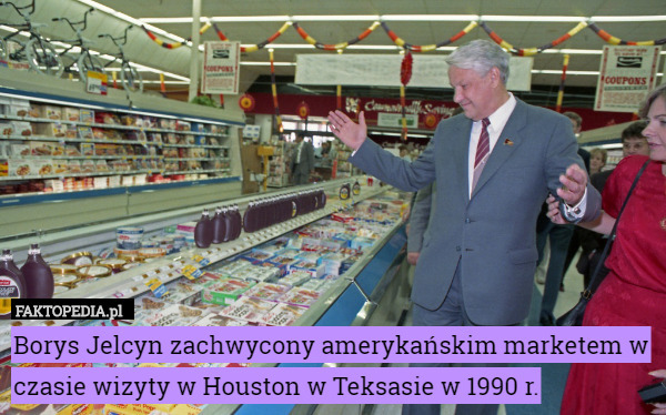 Borys Jelcyn zachwycony amerykańskim marketem w czasie wizyty w Houston w Teksasie w 1990 r. 