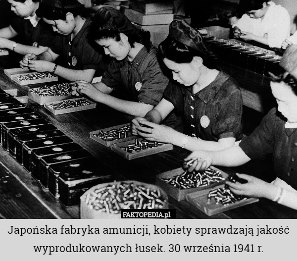 Japońska fabryka amunicji, kobiety sprawdzają jakość wyprodukowanych łusek. 30 września 1941 r. 