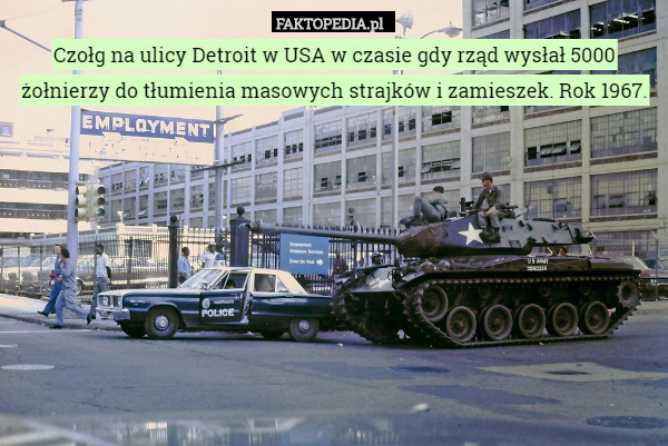 Czołg na ulicy Detroit w USA w czasie gdy rząd wysłał 5000 żołnierzy do tłumienia masowych strajków i zamieszek. Rok 1967. 