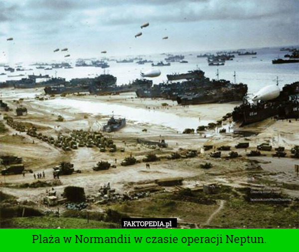 Plaża w Normandii w czasie operacji Neptun. 