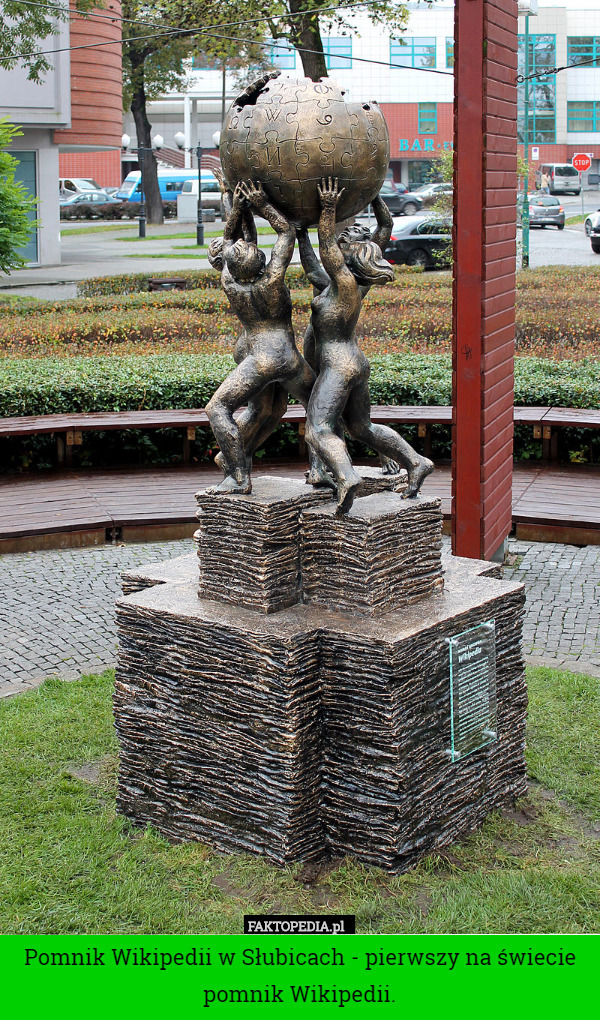 Pomnik Wikipedii w Słubicach - pierwszy na świecie pomnik Wikipedii. 