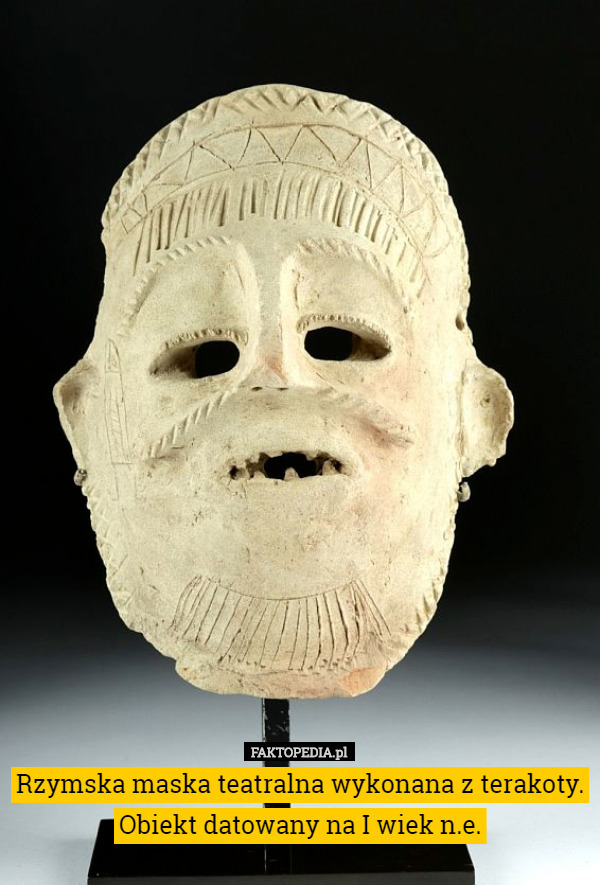 Rzymska maska teatralna wykonana z terakoty. Obiekt datowany na I wiek n.e. 