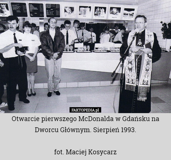 Otwarcie pierwszego McDonalda w Gdańsku na Dworcu Głównym. Sierpień 1993.

fot. Maciej Kosycarz 