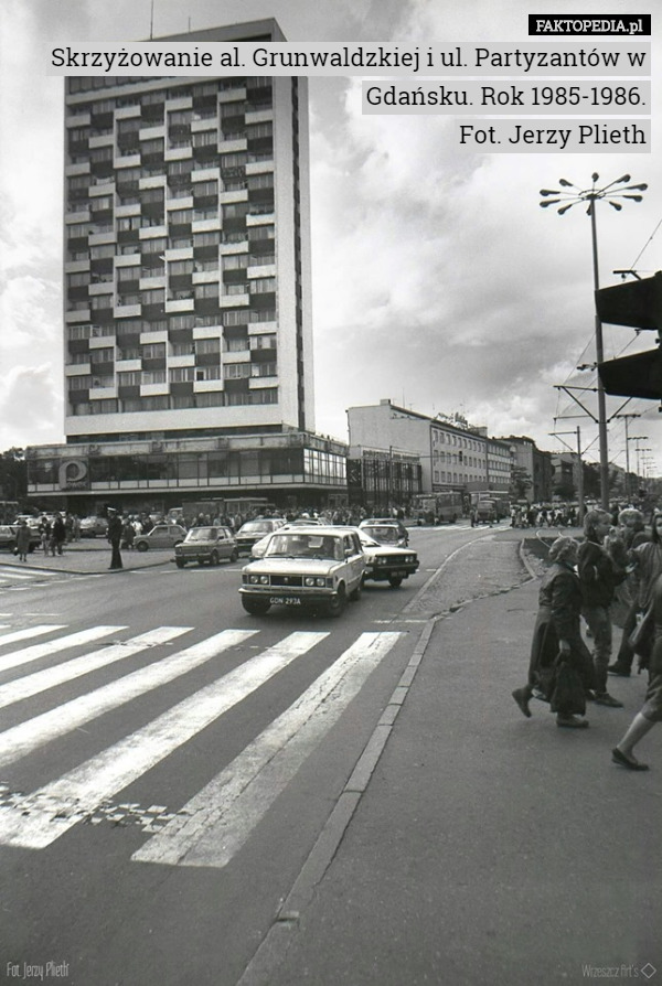 Skrzyżowanie al. Grunwaldzkiej i ul. Partyzantów w Gdańsku. Rok 1985-1986.
Fot. Jerzy Plieth 