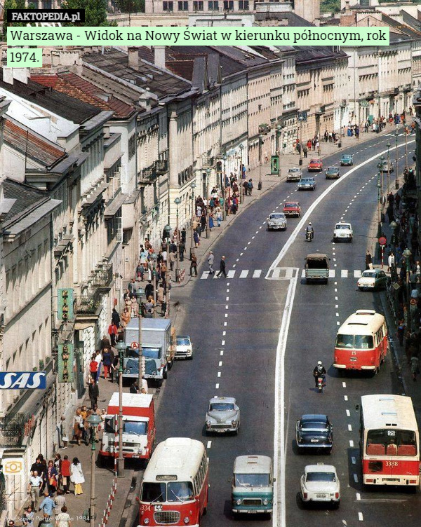 Warszawa - Widok na Nowy Świat w kierunku północnym, rok 1974. 