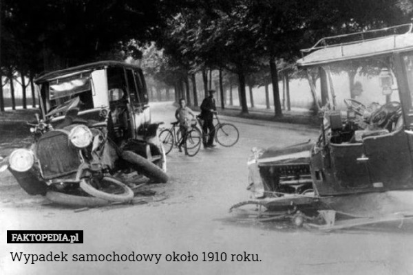 Wypadek samochodowy około 1910 roku. 
