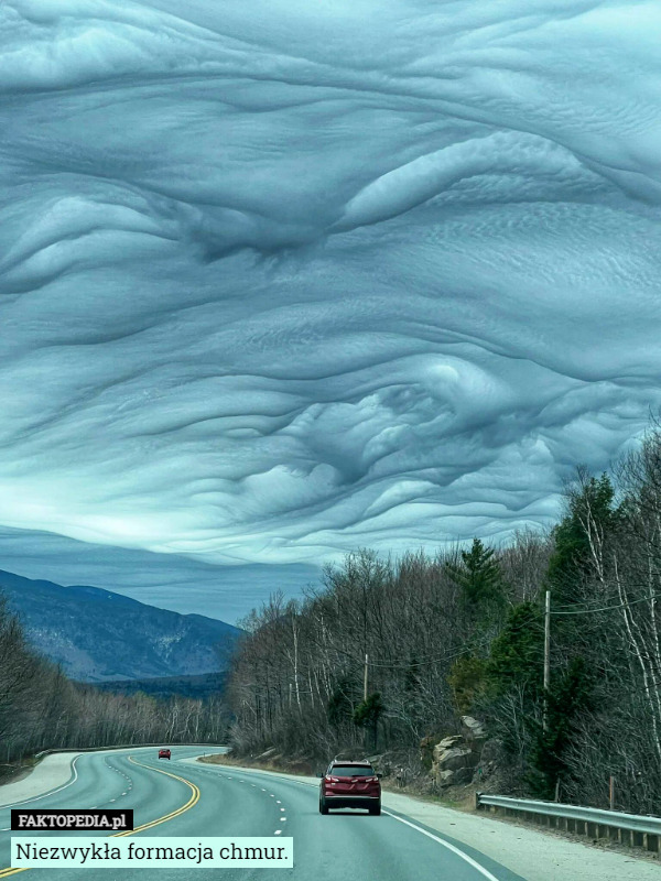 Niezwykła formacja chmur. 