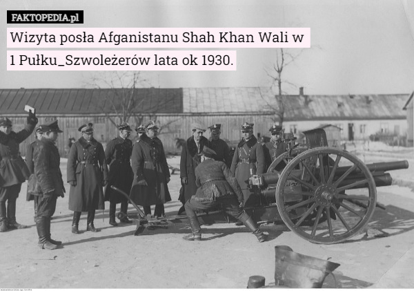 Wizyta posła Afganistanu Shah Khan Wali w 
1 Pułku_Szwoleżerów lata ok 1930. 